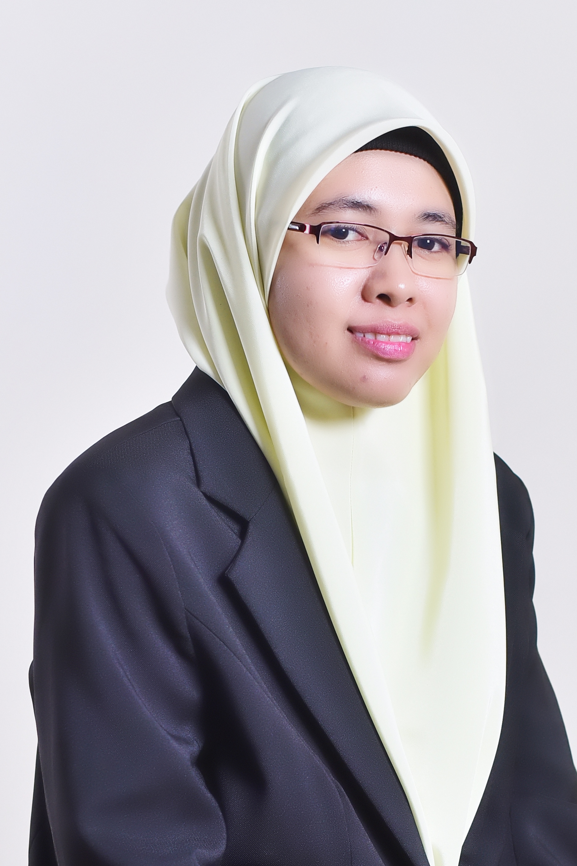 Prof. Nursakinah Suardi
